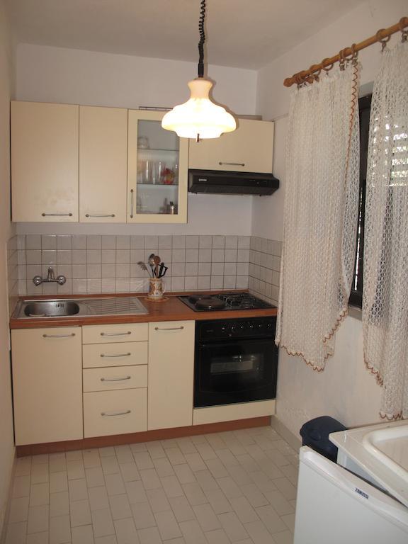 Apartments Zuvela Корчула Номер фото